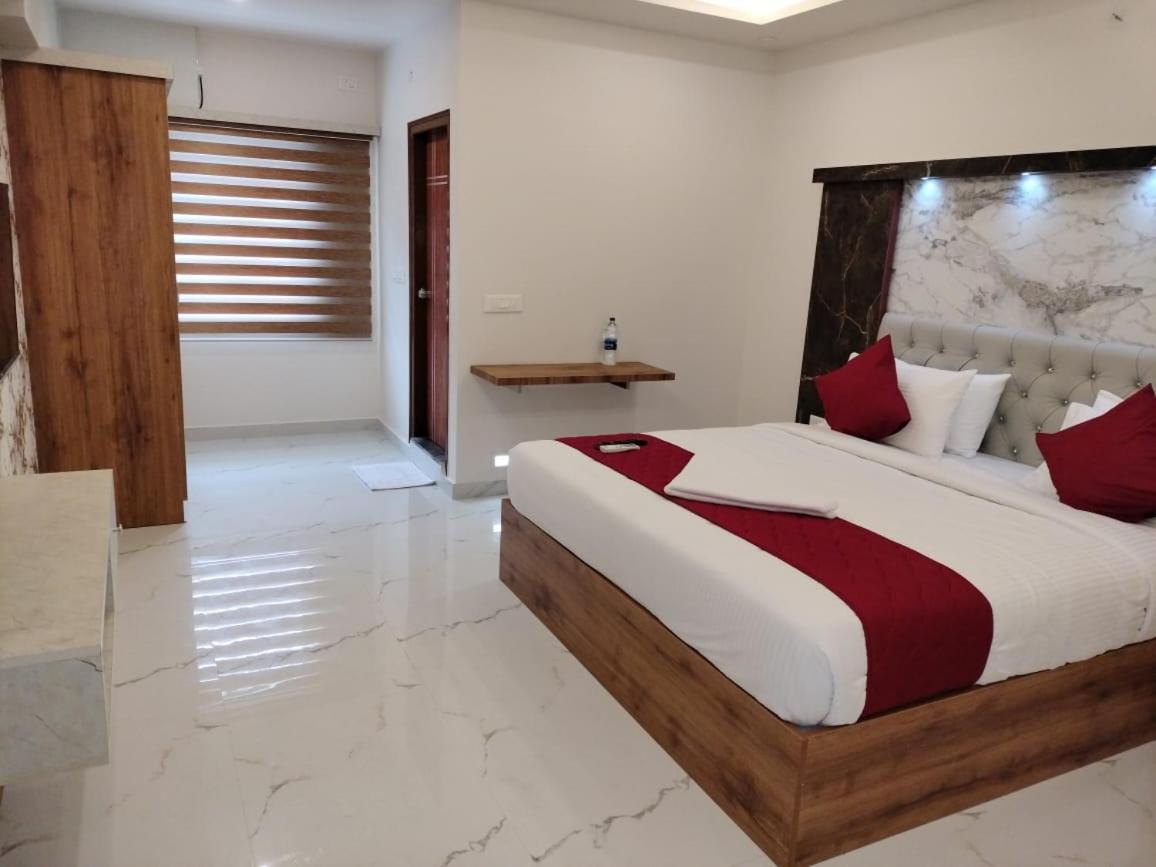 Mayuri Residency Hotel Attibele Екстер'єр фото
